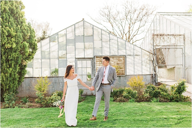 Formal session in Salt Lake City, Utah at Liberty Park | Utah Wedding Photographer