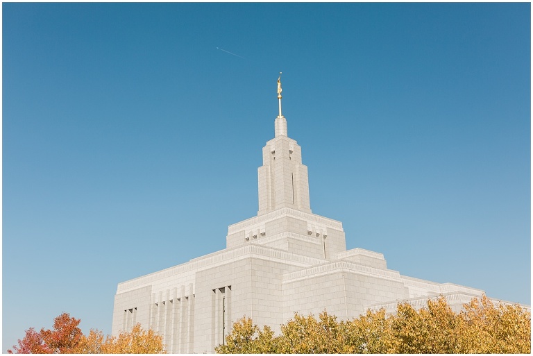 Draper LDS Temple Wedding | Ashley DeHart Photography