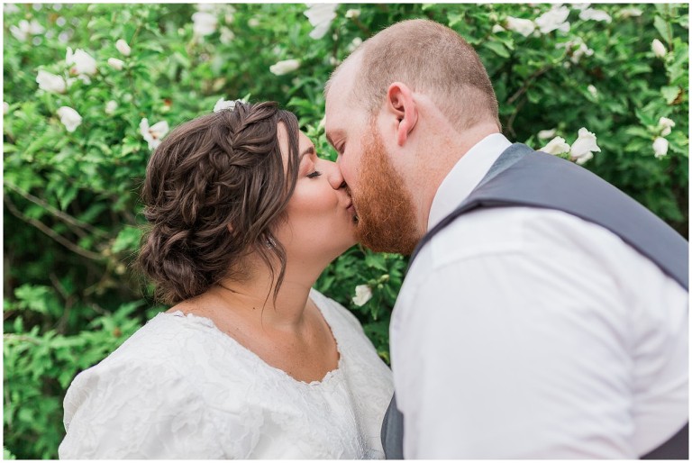 Ogden Botanical Garden, First Look and Formal Session - Ashley DeHart Utah Wedding Photographer