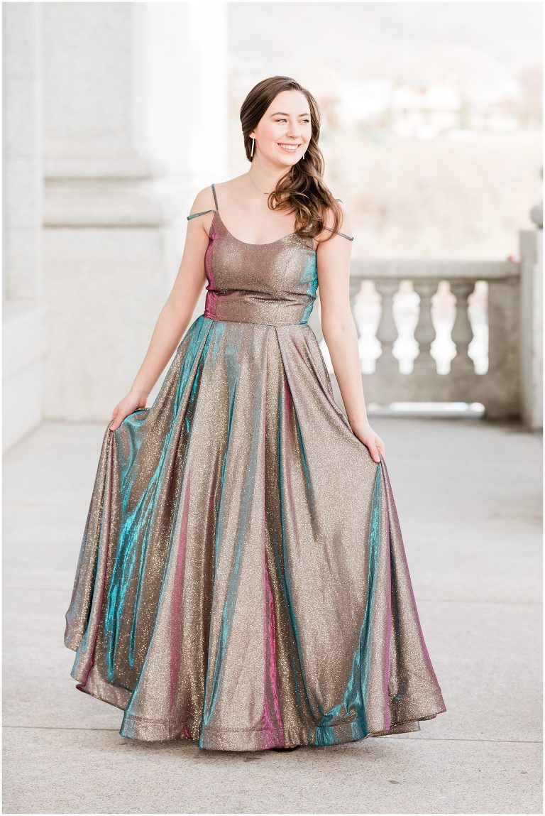 High School Senior Class of 2020 at Utah State Capitol - Ashley DeHart Photography