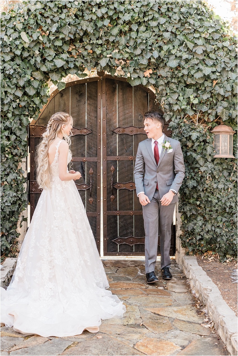 First Look between husband and wife at Wadley Farms