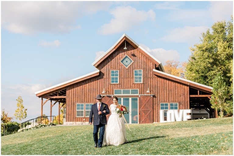 Mt. Naomi Vineyards Wedding - Ashley DeHart Photography