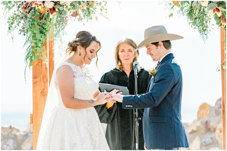 Mt. Naomi Vineyards Wedding - Ashley DeHart Photography