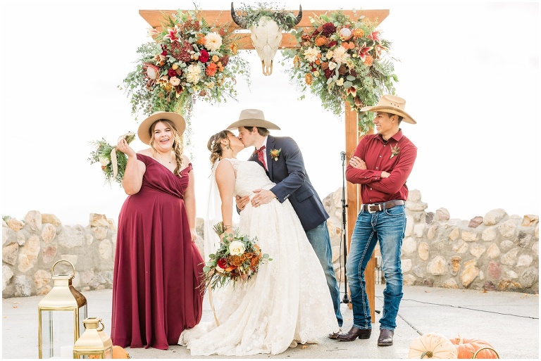 Mt. Naomi Vineyards Wedding - Ashley DeHart Photography