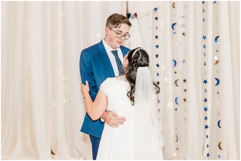 Mt. Timpanogos Temple Winter Wedding - Utah Wedding Photographer, Ashley DeHart 