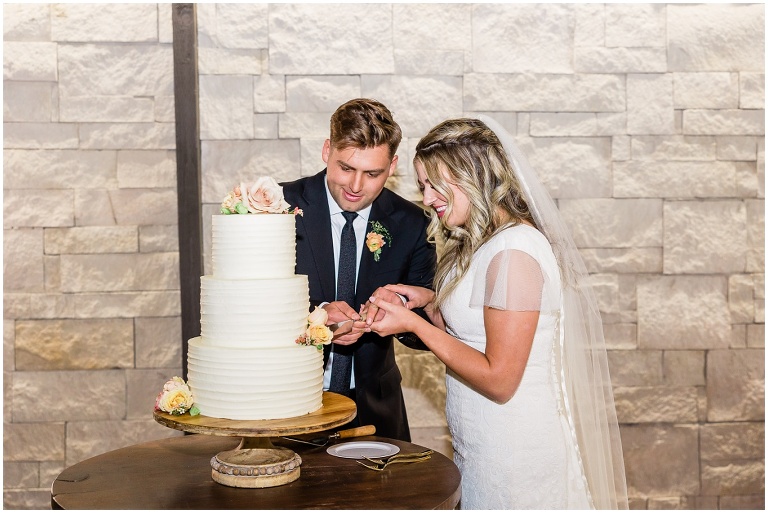 The Wild Oak Spring Wedding - Utah Photographer