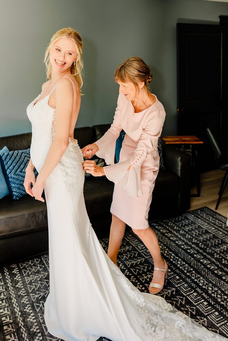 Moodbeam Lodge Wedding at Solitude - Utah Wedding Photographer