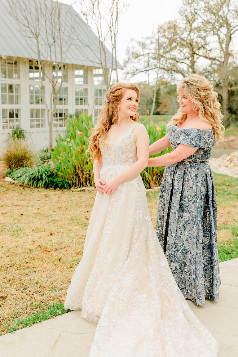 7F Lodge Wedding - Texas Wedding Photographer Ashley DeHart