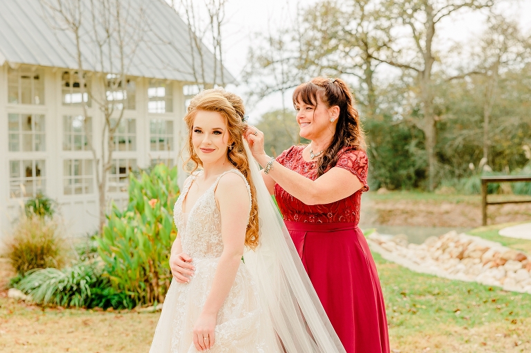 7F Lodge Wedding - Texas Wedding Photographer Ashley DeHart