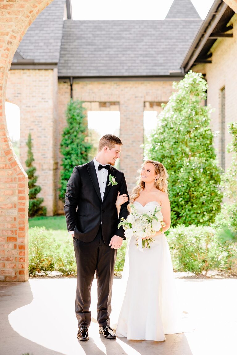 Iron Manor Wedding - Texas Wedding Photographer | Ashley DeHart