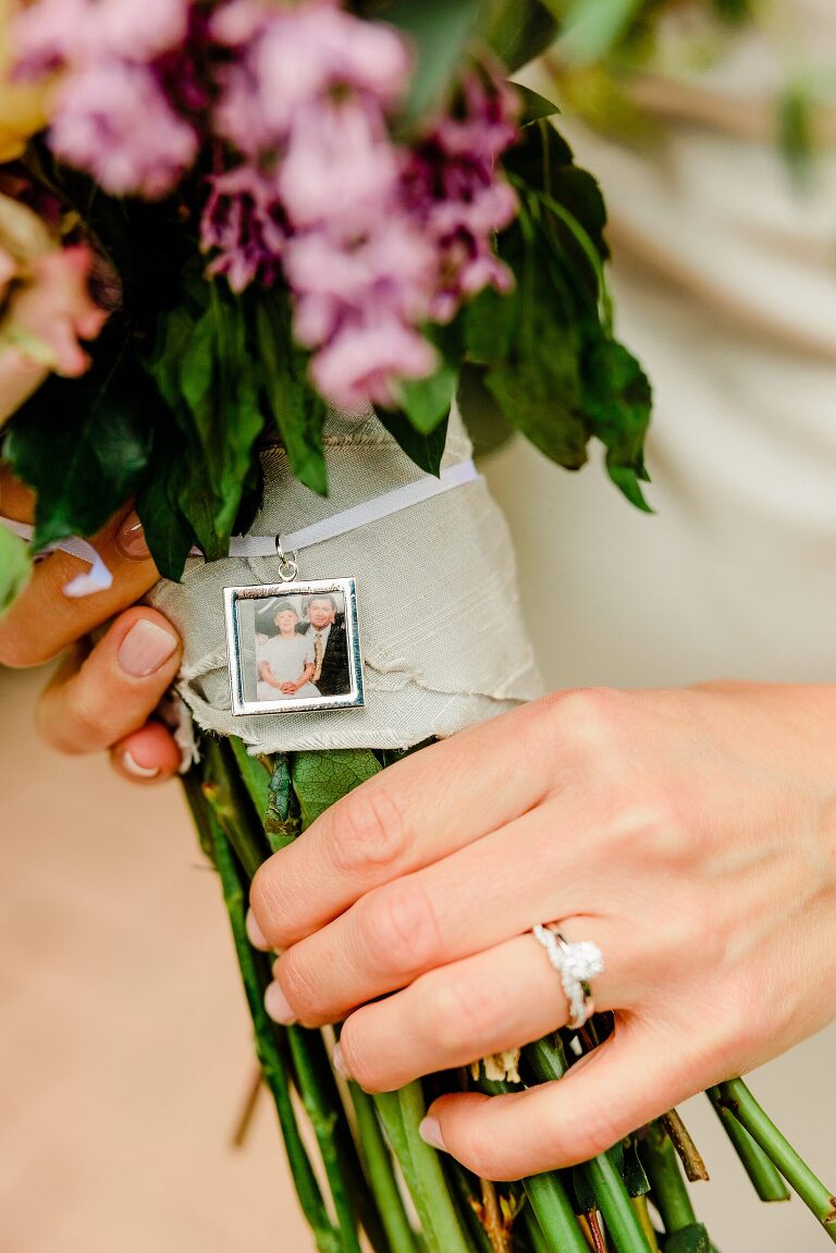 Thanksgiving Point Wedding at Loggia Gardens