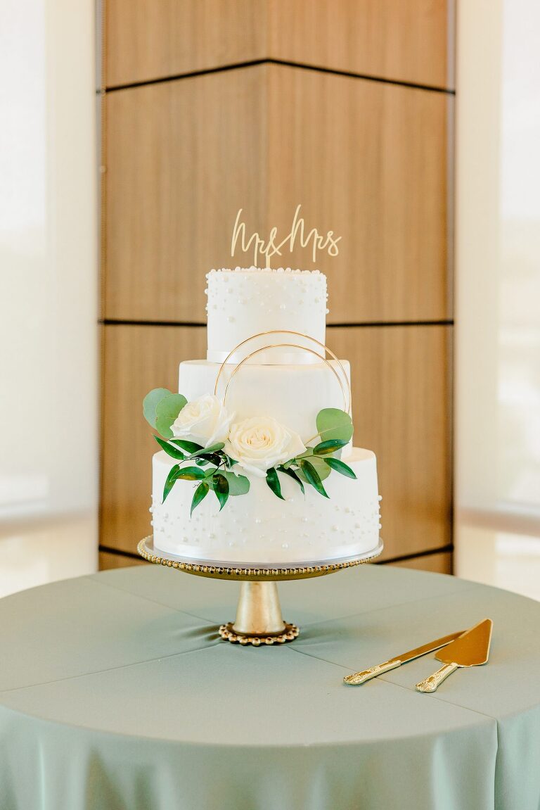 The Rooftop Venue Lehi - Zac and Sofia | Ashley DeHart Photography