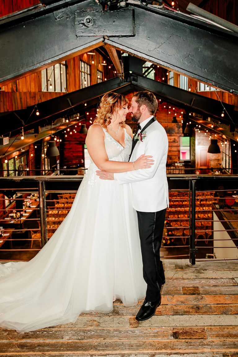 Autumn Knot & Pine Wedding | Ashley DeHart Photography