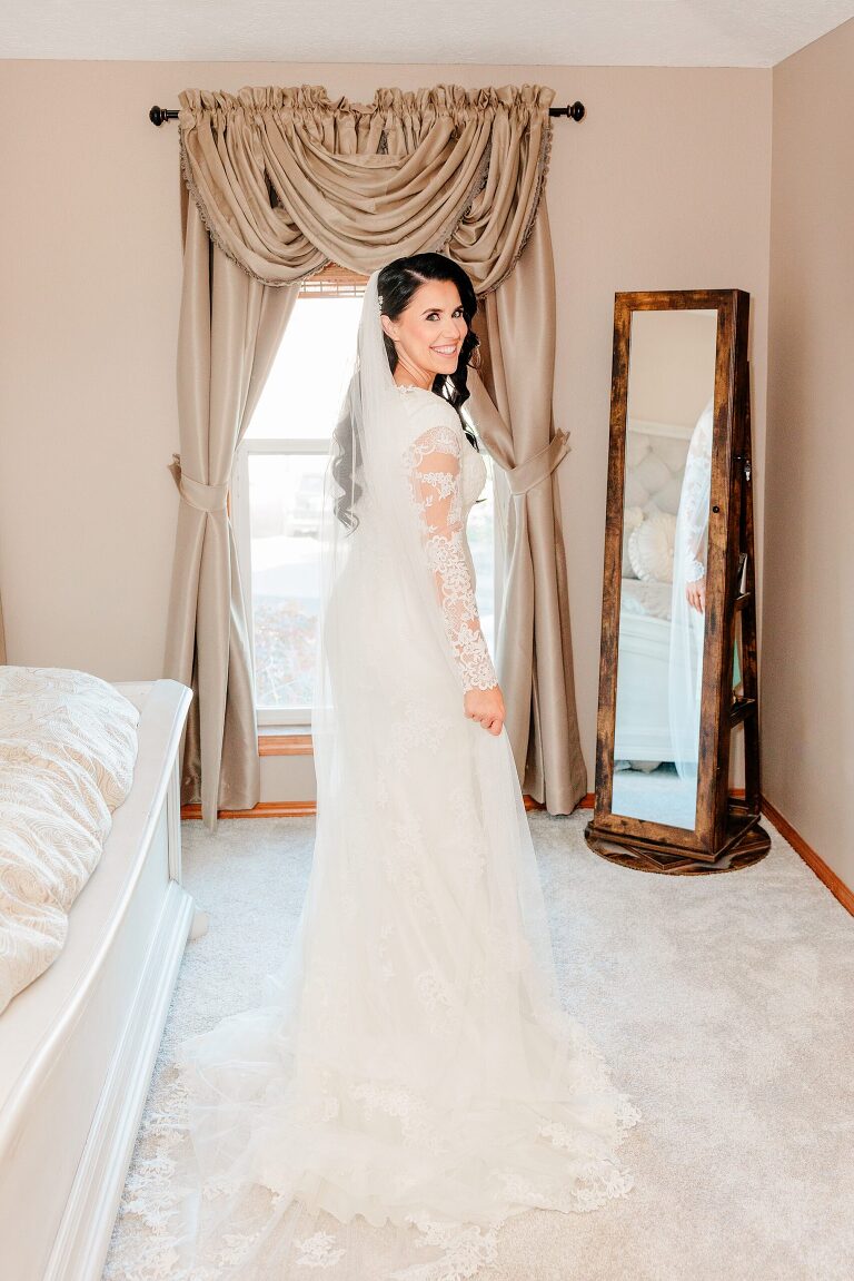 Portland Oregon LDS Temple Wedding & Willamette River Reception on Portland Spirit | Ashley DeHart Photography