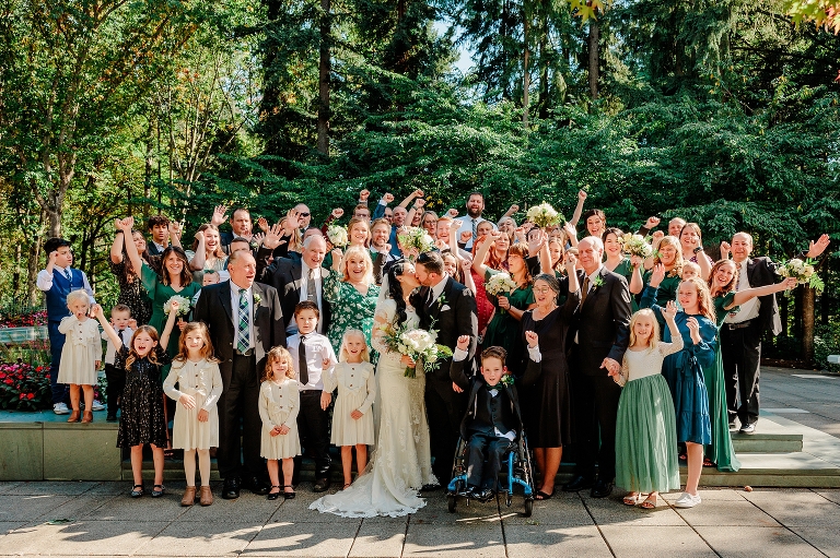 Portland Oregon LDS Temple Wedding & Willamette River Reception on Portland Spirit | Ashley DeHart Photography