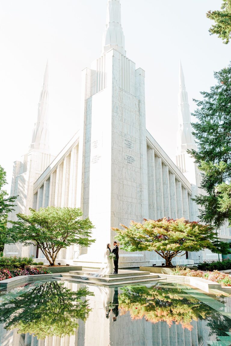 Portland Oregon LDS Temple Wedding & Willamette River Reception on Portland Spirit | Ashley DeHart Photography