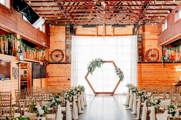 Winter Utah Wedding at Country Weddings & Events | Ashley DeHart Photography
