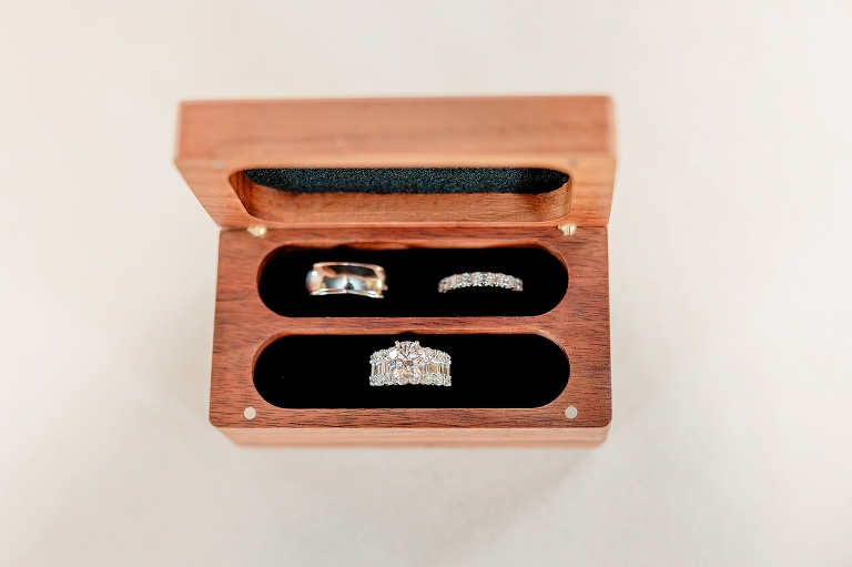 Winter Utah Wedding at Country Weddings & Events | Ashley DeHart Photography