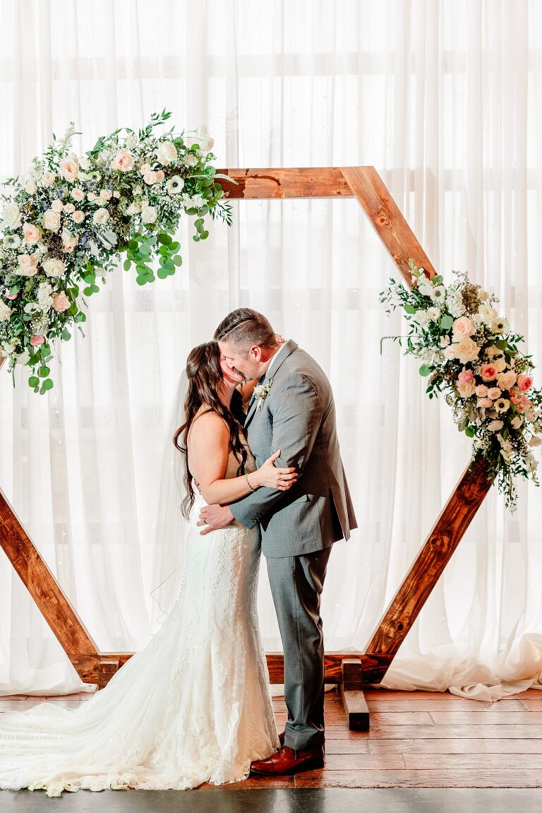 Winter Utah Wedding at Country Weddings & Events | Ashley DeHart Photography