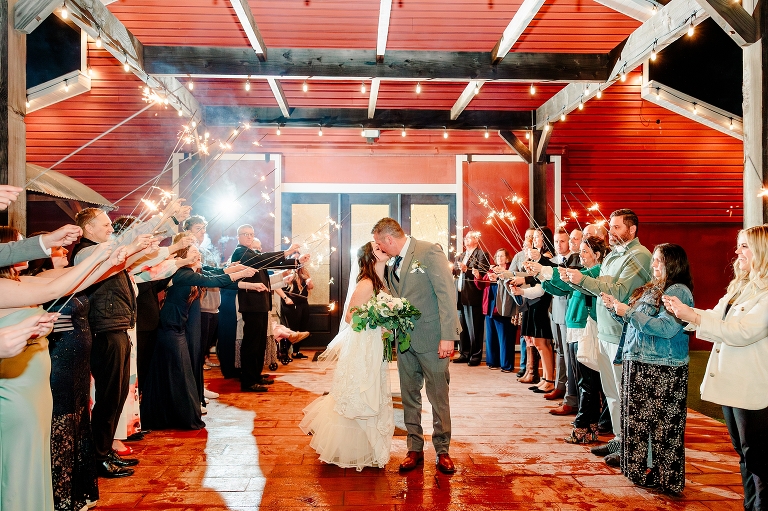 Winter Utah Wedding at Country Weddings & Events | Ashley DeHart Photography