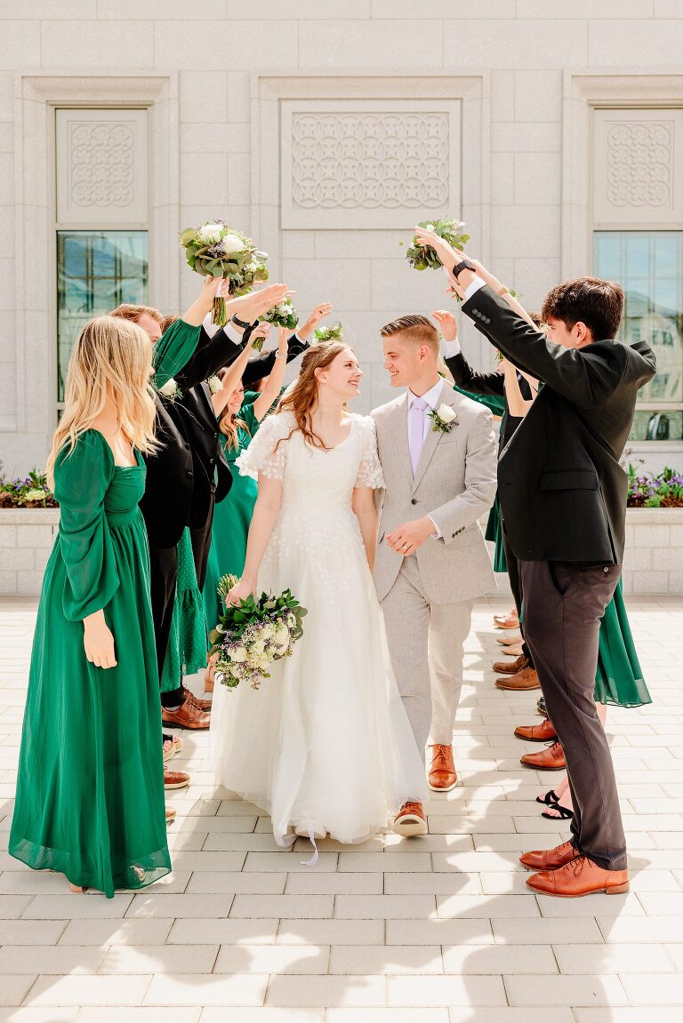 Orem LDS Temple Wedding | Ashley DeHart Photography