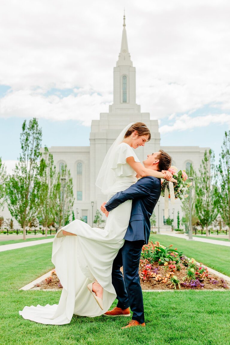 Walker Farms Wedding Reception + Orem LDS Temple Wedding | Ashley DeHart Photography
