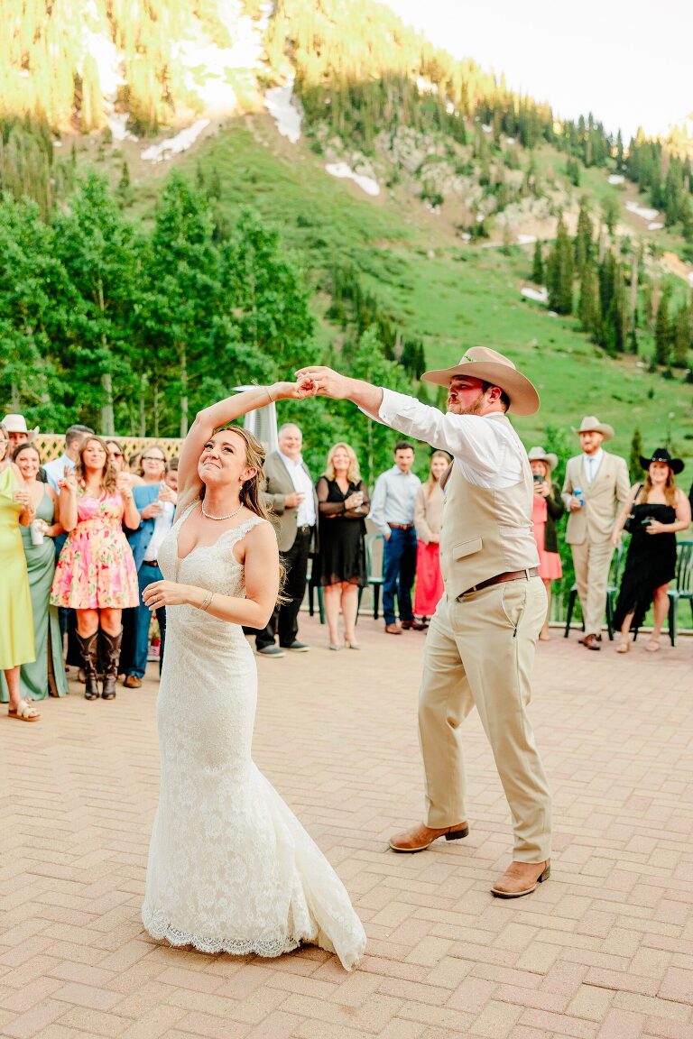 Alta Lodge Wedding | Utah Wedding Photographer Ashley DeHart