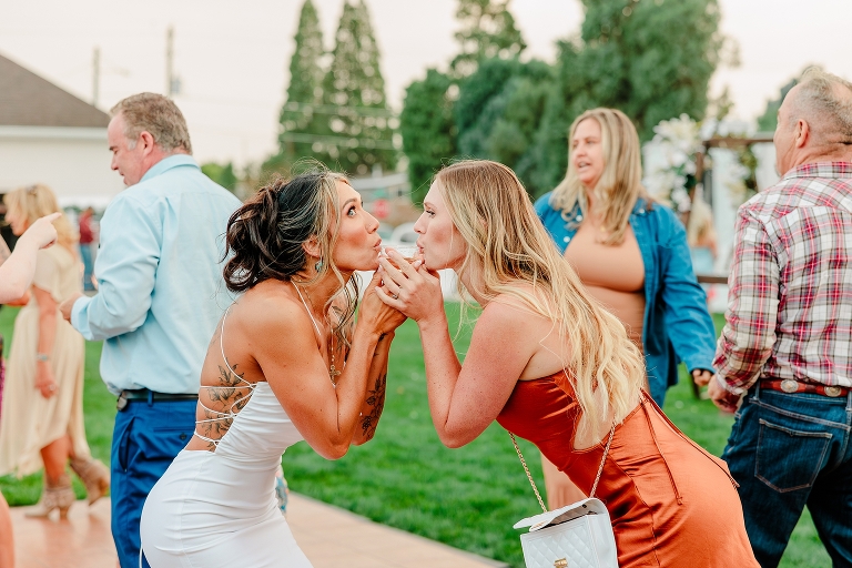 Bountiful Backyard Wedding - Utah Wedding Photographer, Ashley DeHart