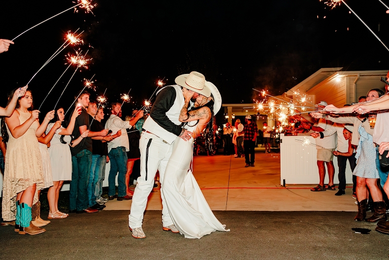 Bountiful Backyard Wedding - Utah Wedding Photographer, Ashley DeHart